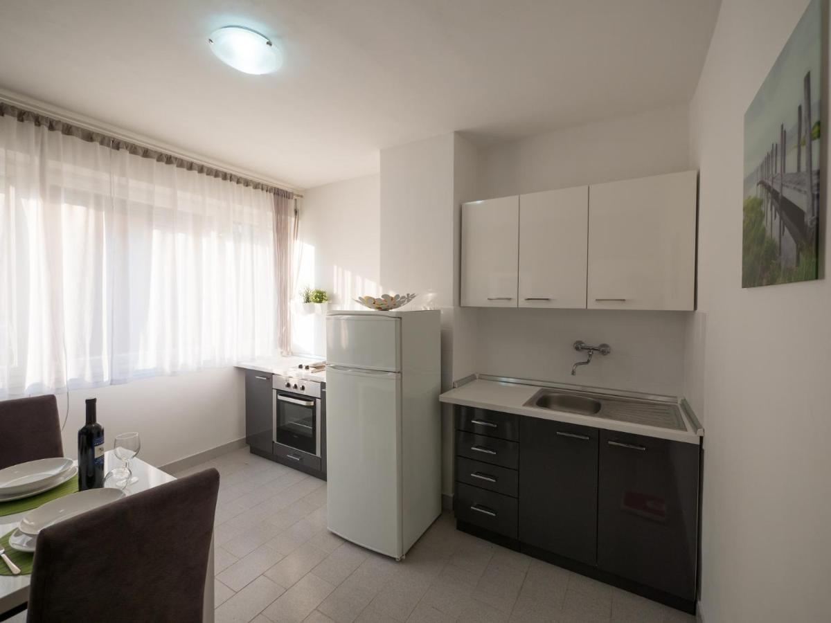 Gin Apartman Zadar Bagian luar foto